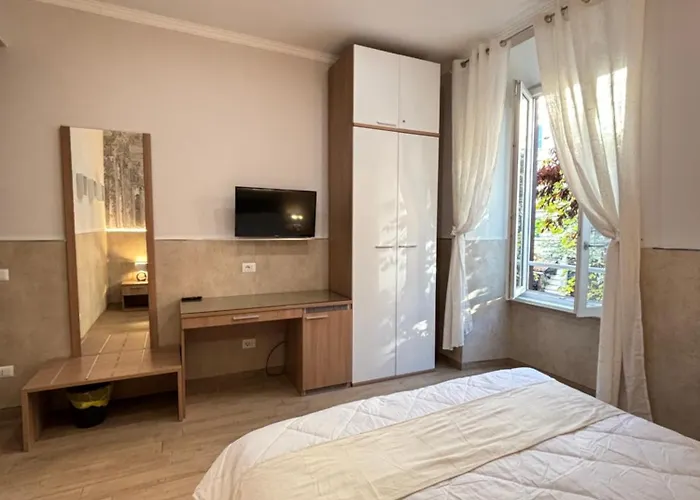 Casa Mirabilia 4*